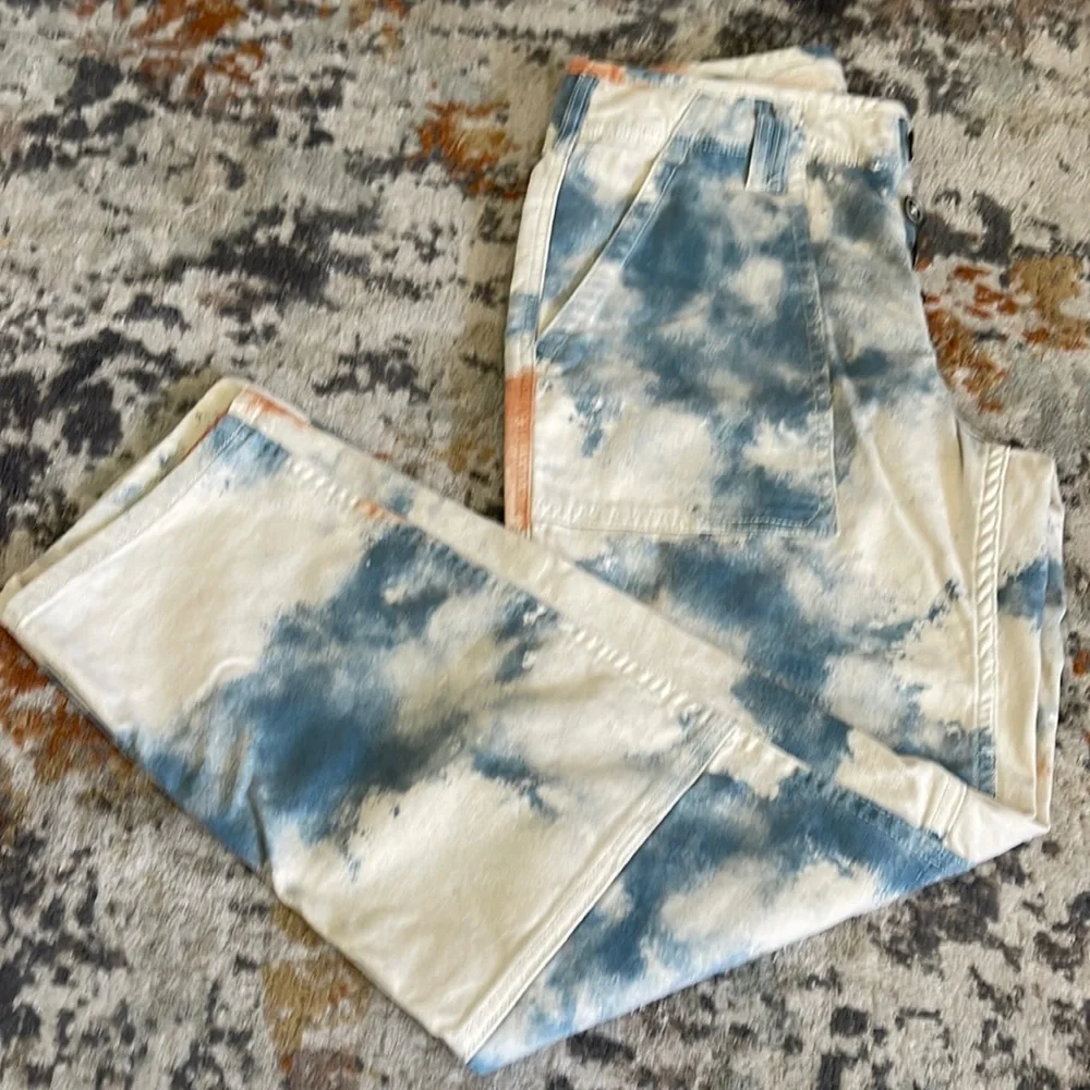 Pilcro Tie-Dye Straight Leg Jeans in Blue and Cream with Rust Accent - Picture 3 of 9